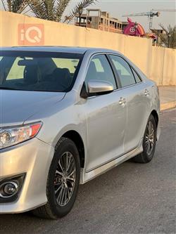 تۆیۆتا کامری